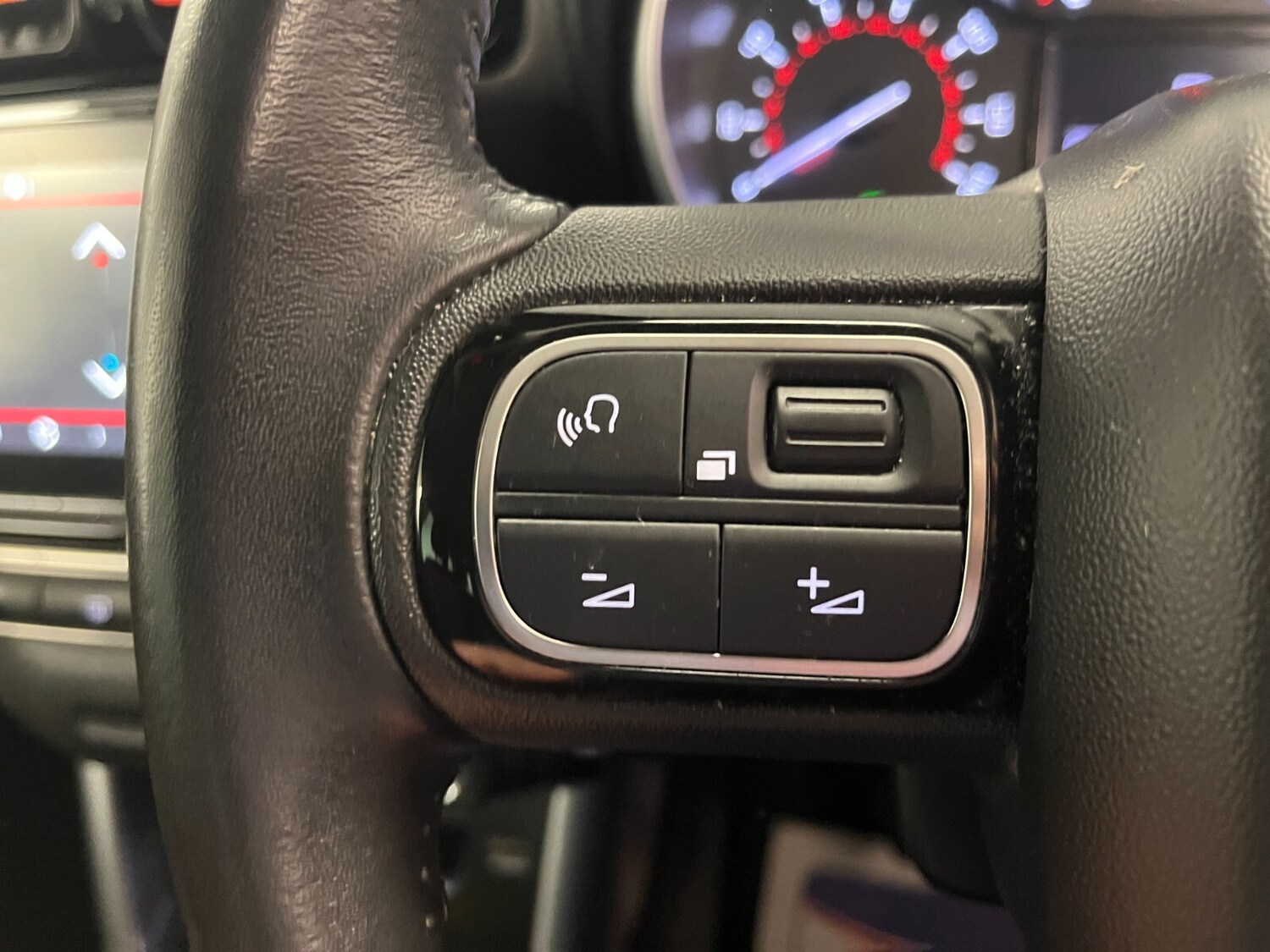 Used Citroen C3 Aircross 2020 for sale - 76297477: Photo 51