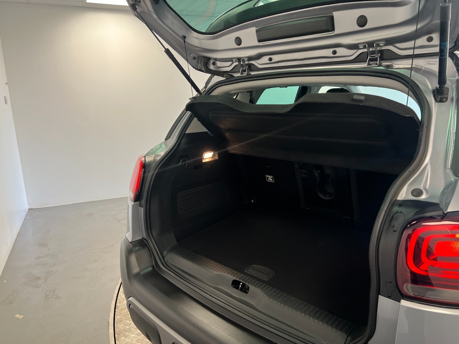 Used Citroen C3 Aircross 2021 for sale - 76332271: Photo 23