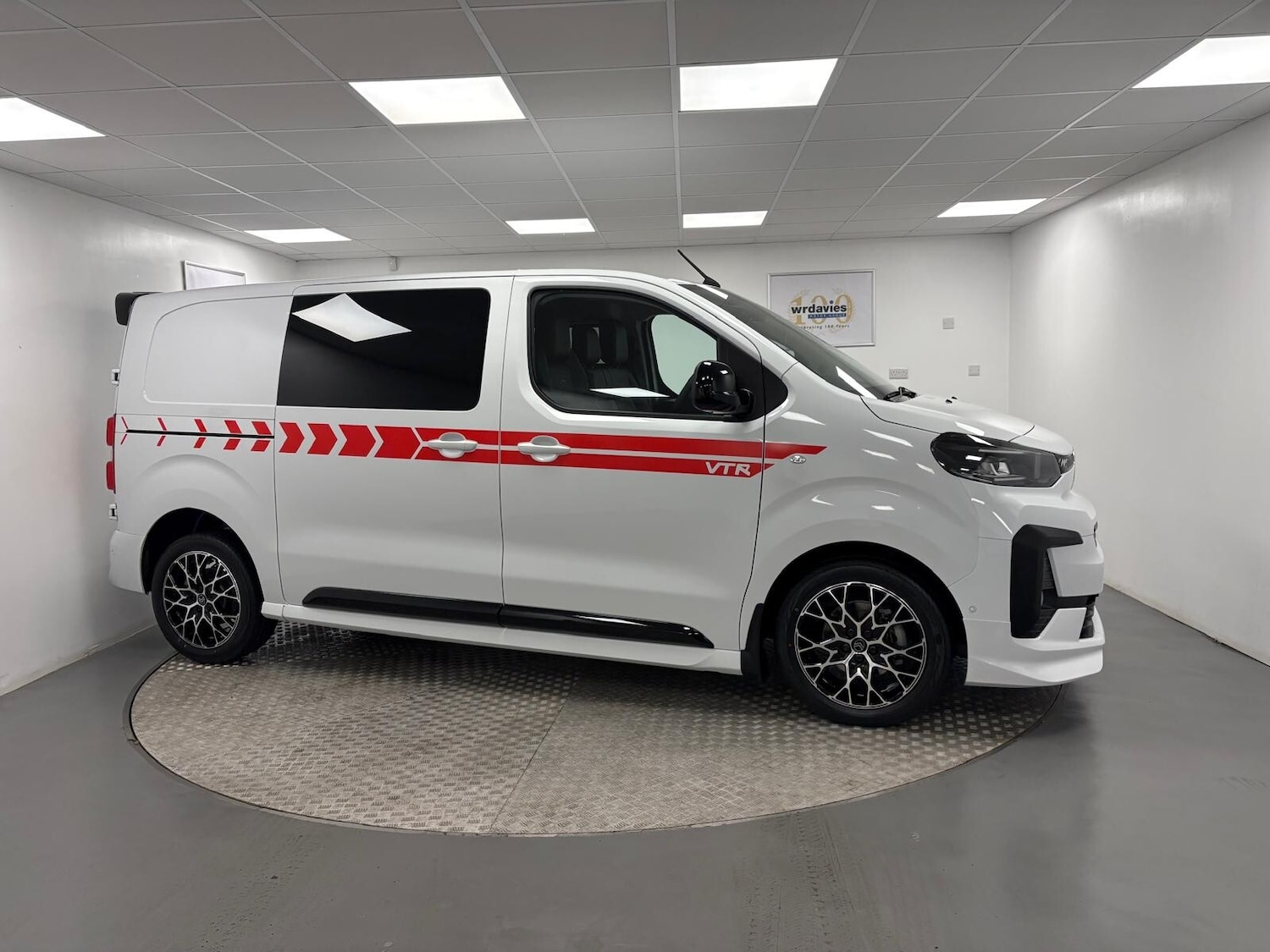 Used Citroen Dispatch 2025 for sale - 76888689: Photo 2