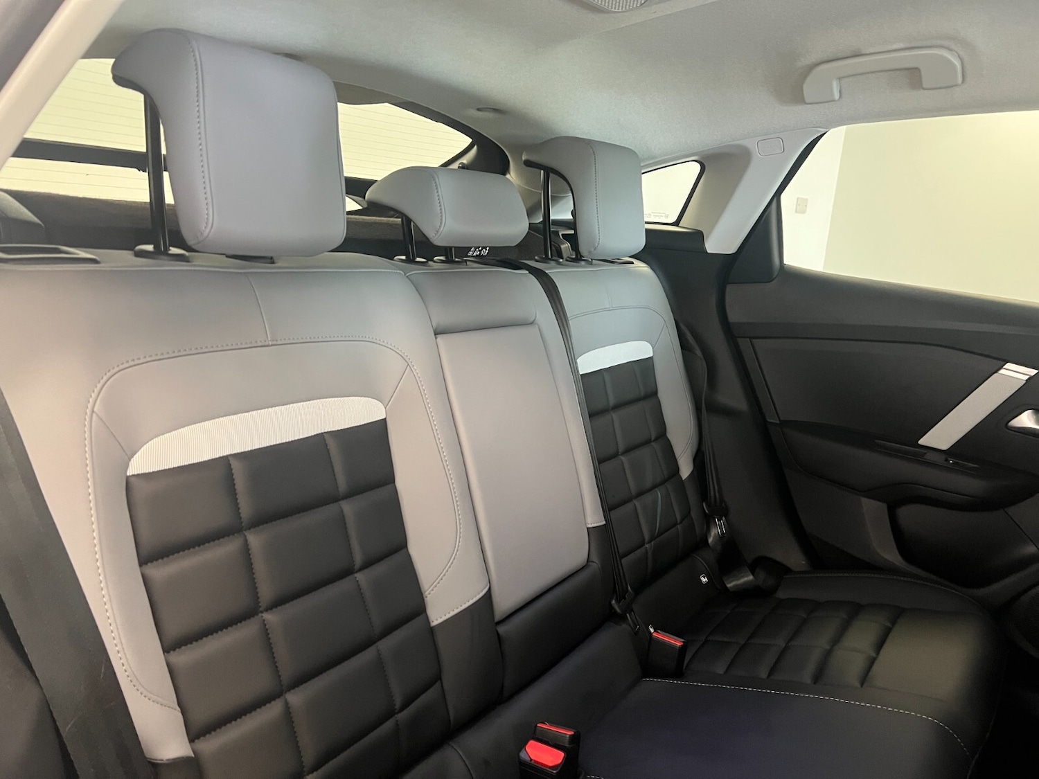 Used Citroen C4 2025 for sale - 76834786: Photo 27