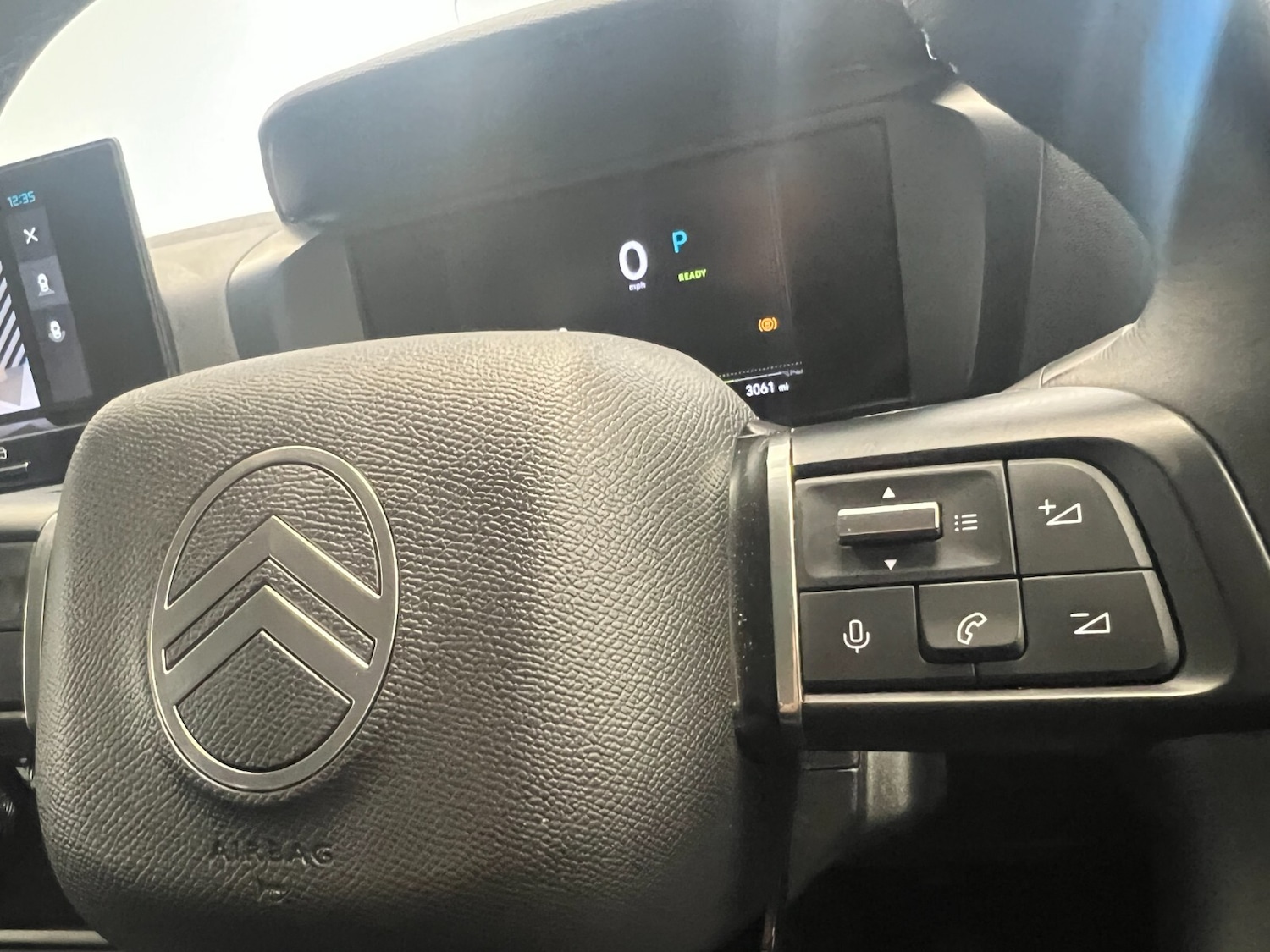 Used Citroen C4 2025 for sale - 76834786: Photo 37