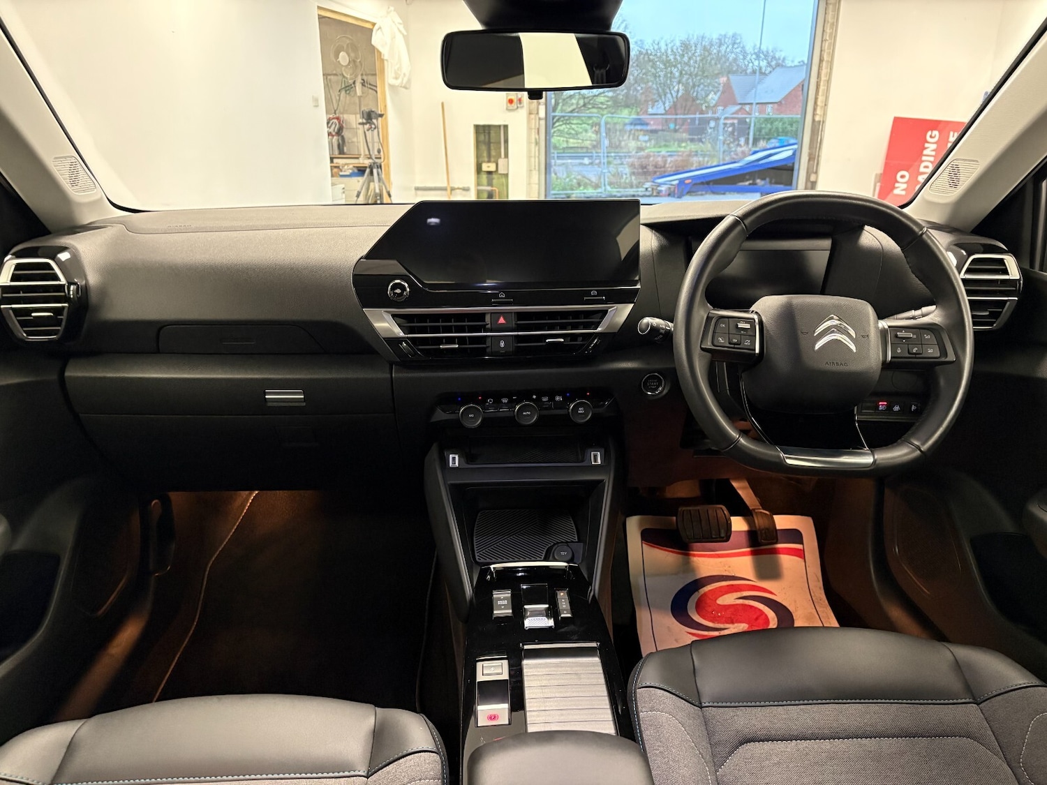 Used Citroen C4 2022 for sale - 76984050: Photo 9