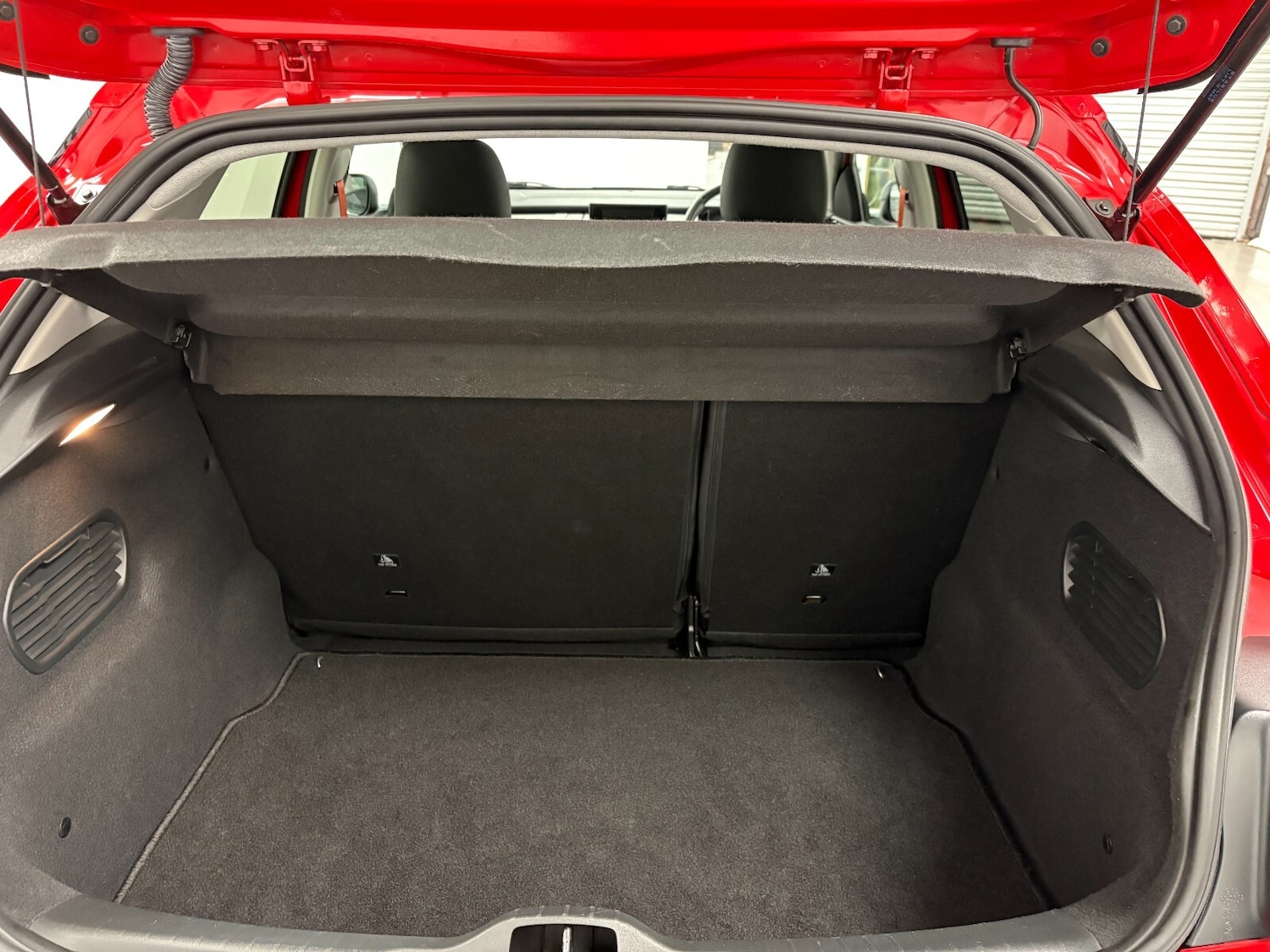 Used Citroen C4 Cactus 2017 for sale - 77449772: Photo 13