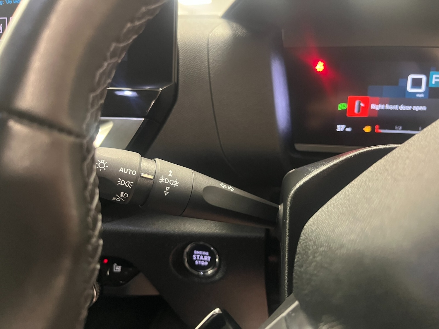 Used Citroen C4 2022 for sale - 77285724: Photo 38