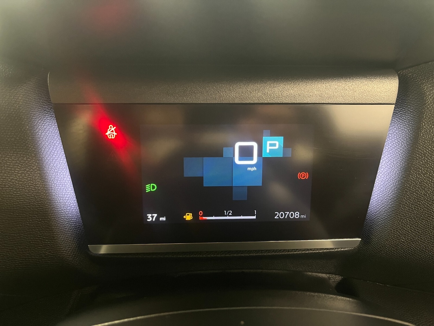 Used Citroen C4 2022 for sale - 77285724: Photo 41