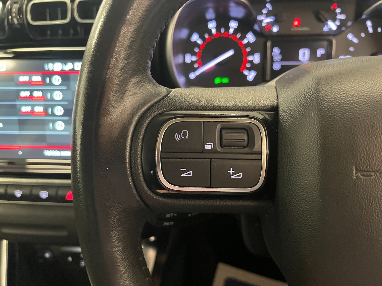 Used Citroen C3 Aircross 2023 for sale - 76297549: Photo 50