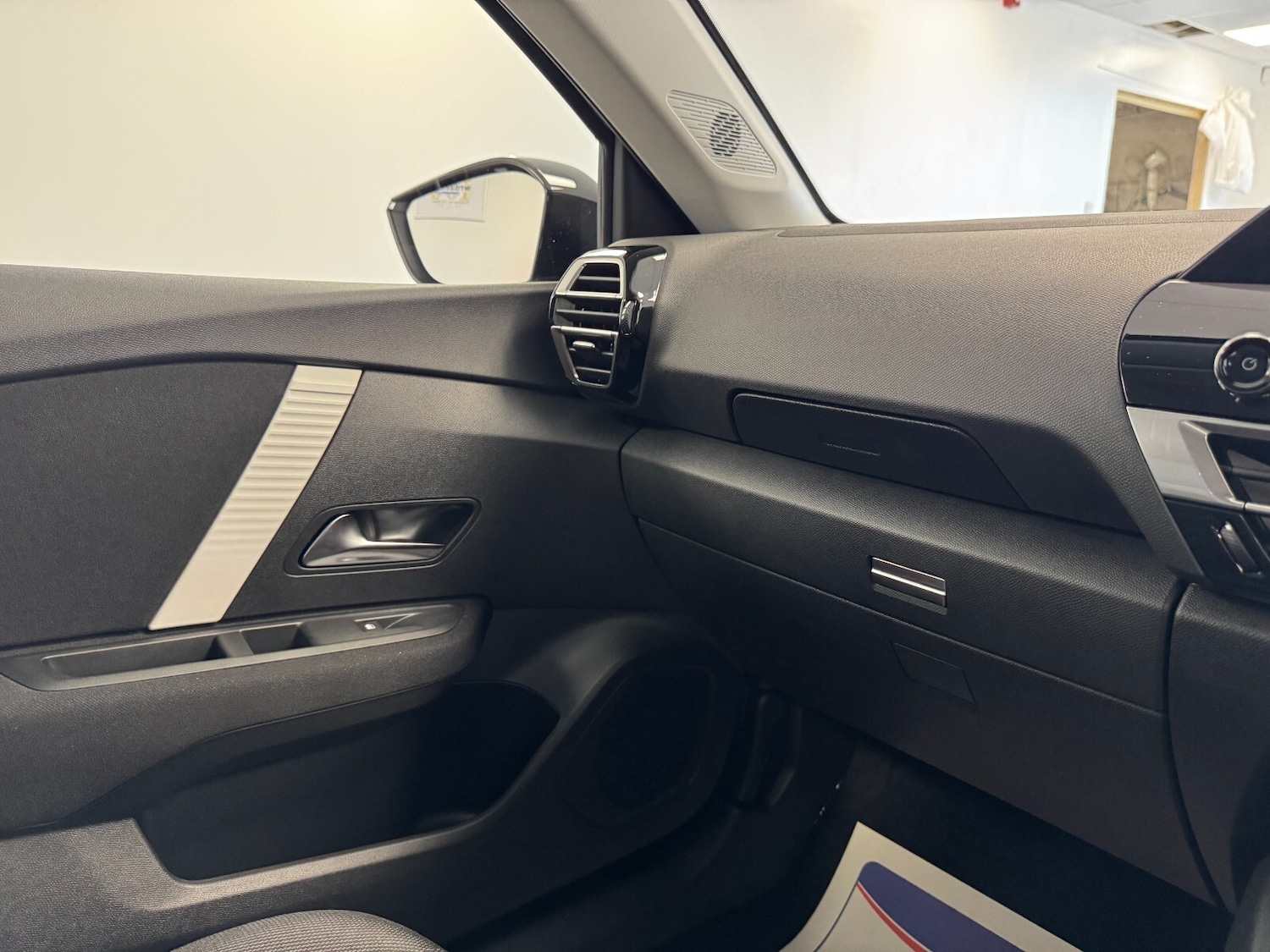 Used Citroen C4 2025 for sale - 76276742: Photo 35