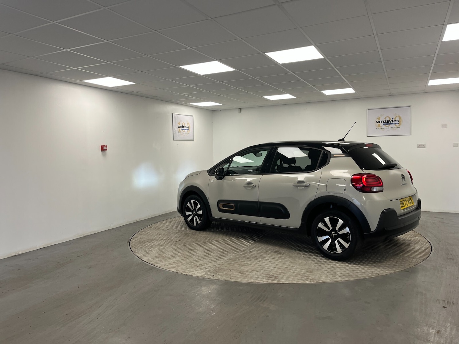 Used Citroen C3 2023 for sale - 76507522: Photo 8