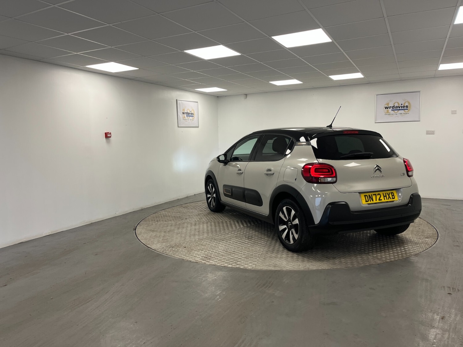 Used Citroen C3 2023 for sale - 76507522: Photo 9