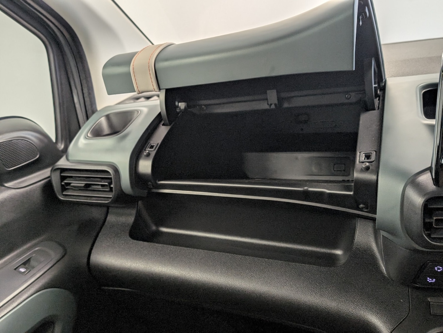 Used Citroen Berlingo 2022 for sale - 76635665: Photo 36