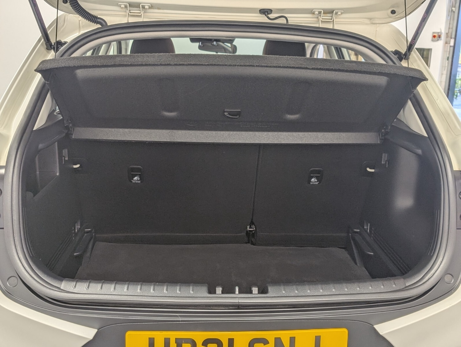 Used Kia Stonic 2021 for sale - 76507674: Photo 23