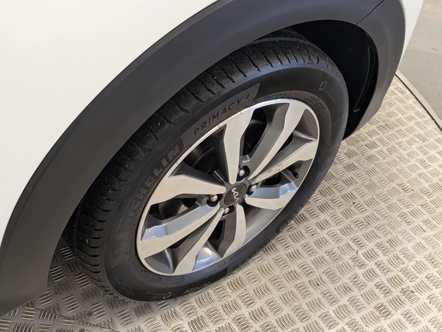 Used Kia Stonic 2021 for sale - 76507674: Photo 26