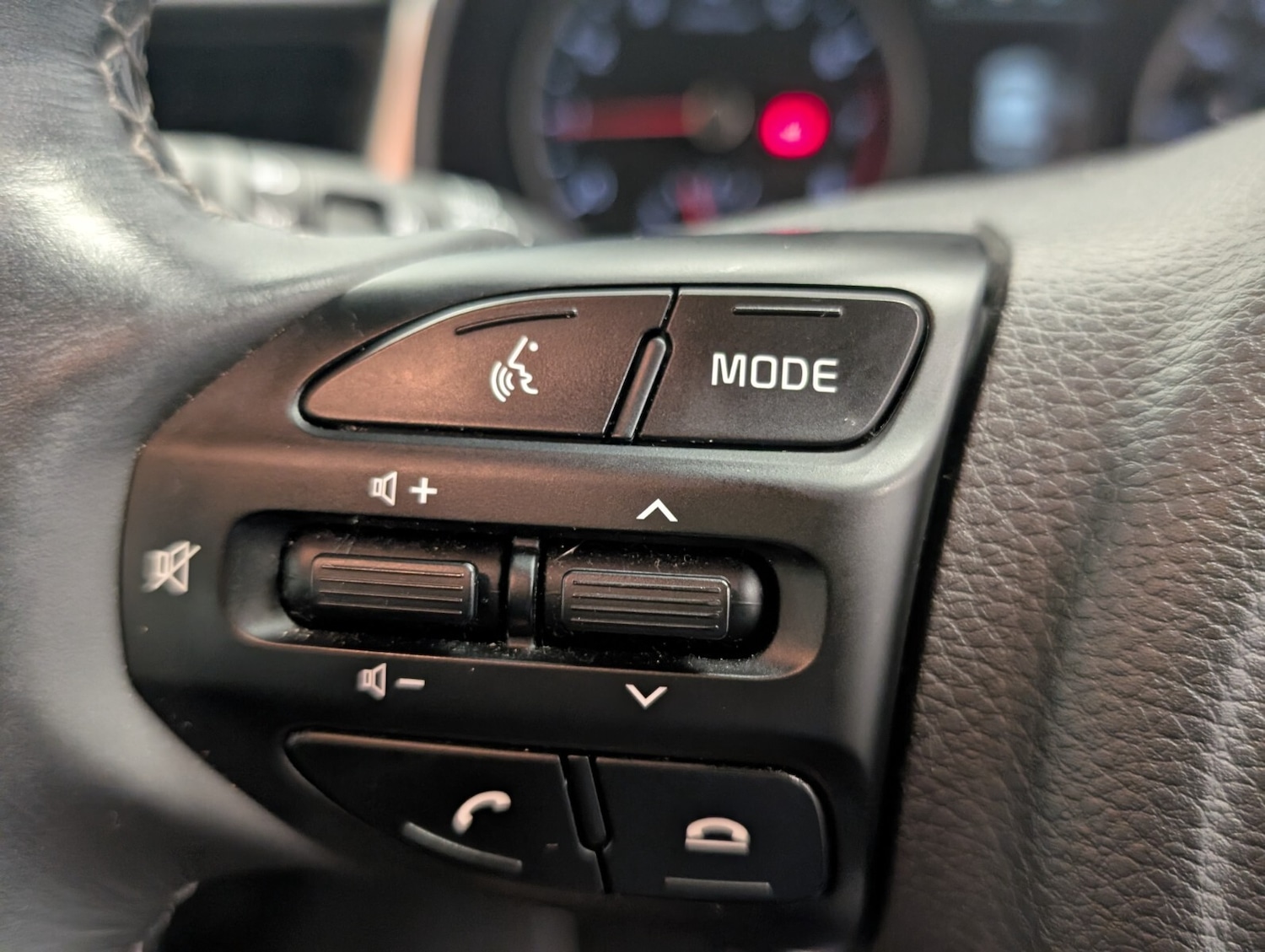 Used Kia Stonic 2021 for sale - 76507674: Photo 35