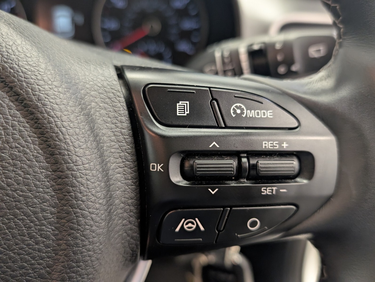 Used Kia Stonic 2021 for sale - 76507674: Photo 36