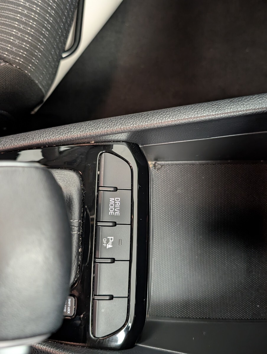 Used Kia Stonic 2021 for sale - 76507674: Photo 46