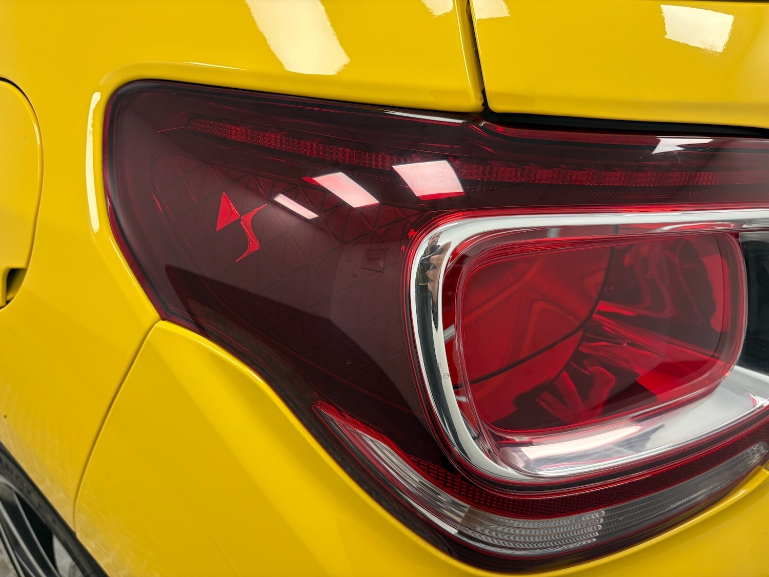 Used DS Automobiles DS 3 2015 for sale - 76321991: Photo 25