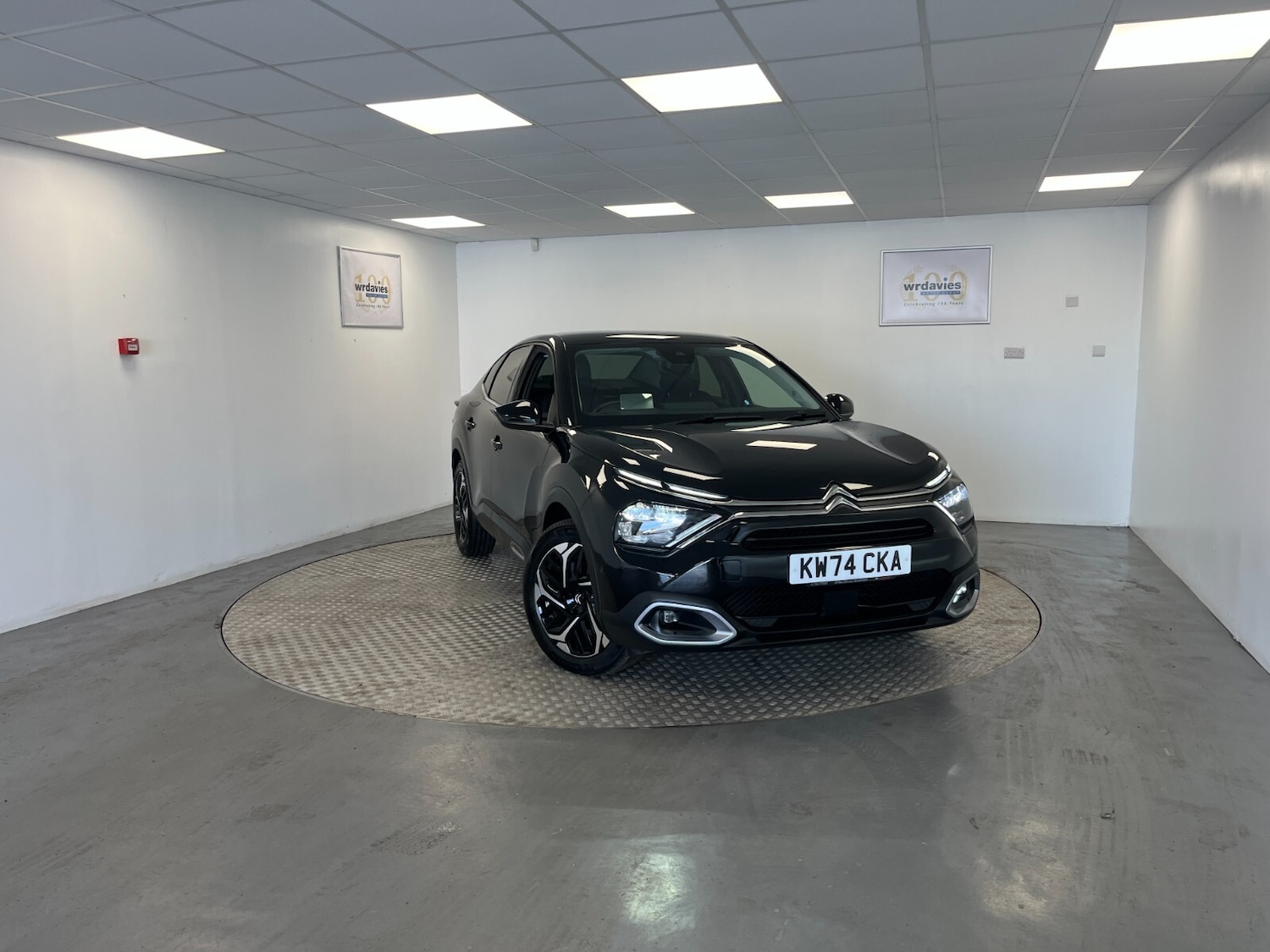 Used Citroen C4 2024 for sale - 76276407: Photo 2