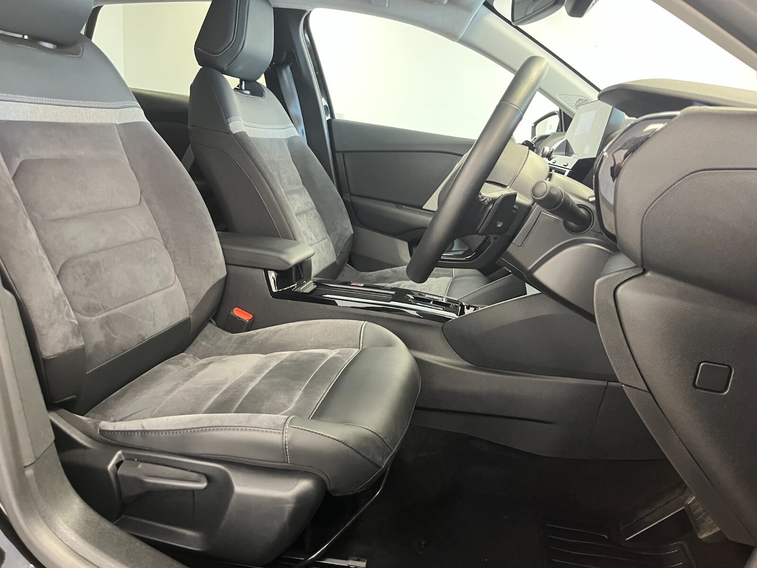 Used Citroen C4 2024 for sale - 76276407: Photo 46