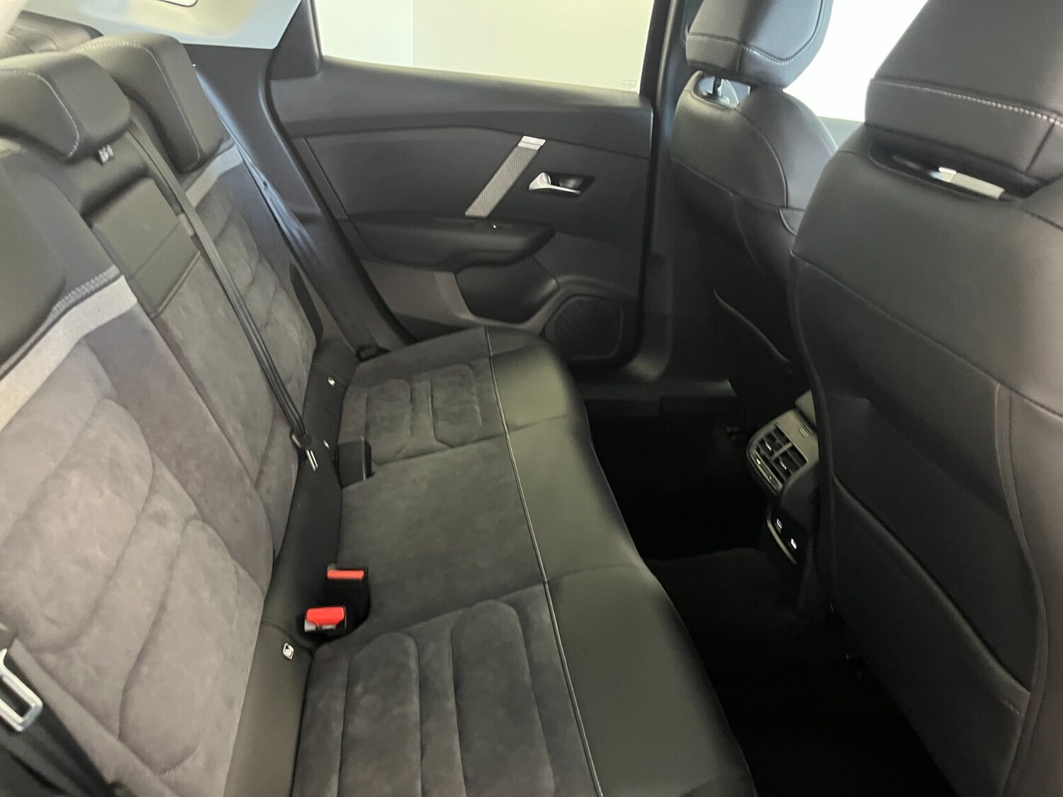 Used Citroen C4 2024 for sale - 76276407: Photo 69