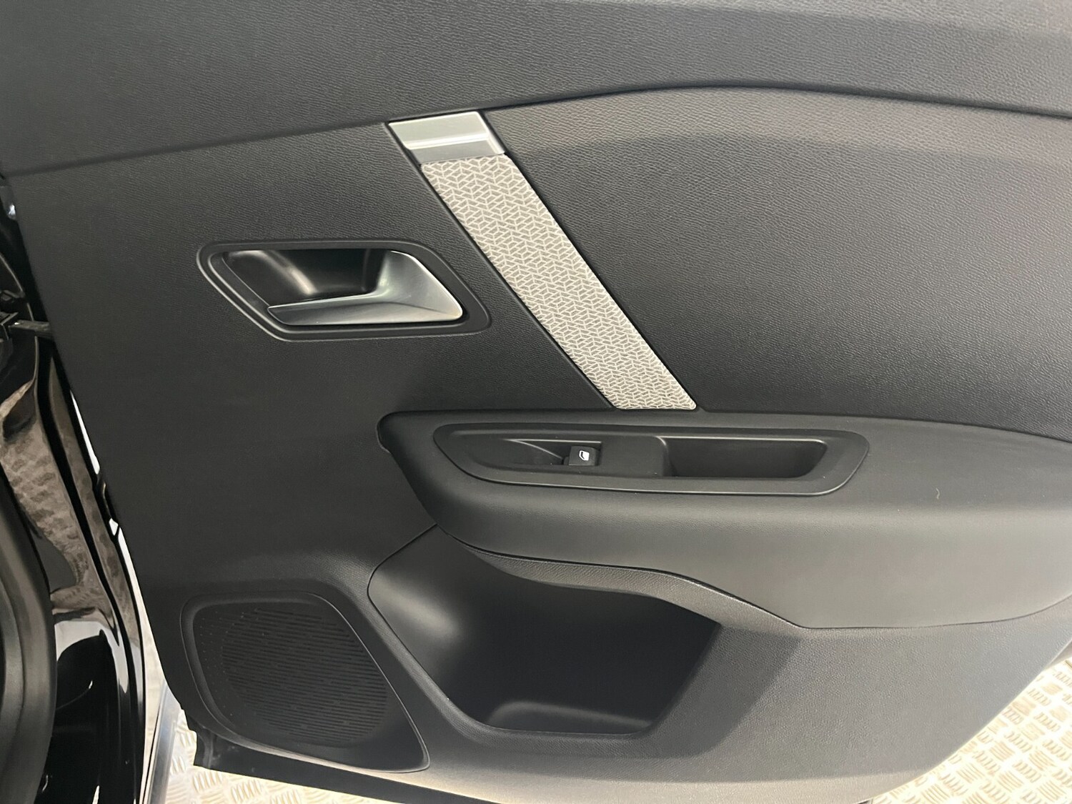 Used Citroen C4 2024 for sale - 76276407: Photo 70