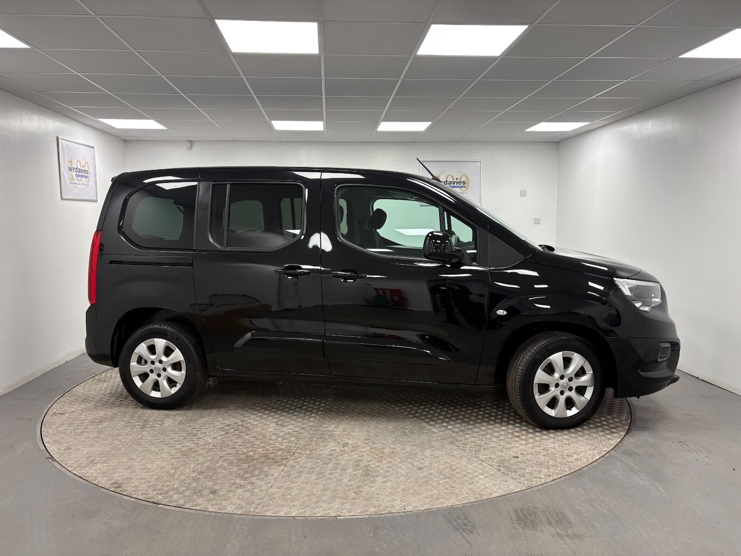 Used Vauxhall Combo Life 2022 for sale - 77339398: Photo 3