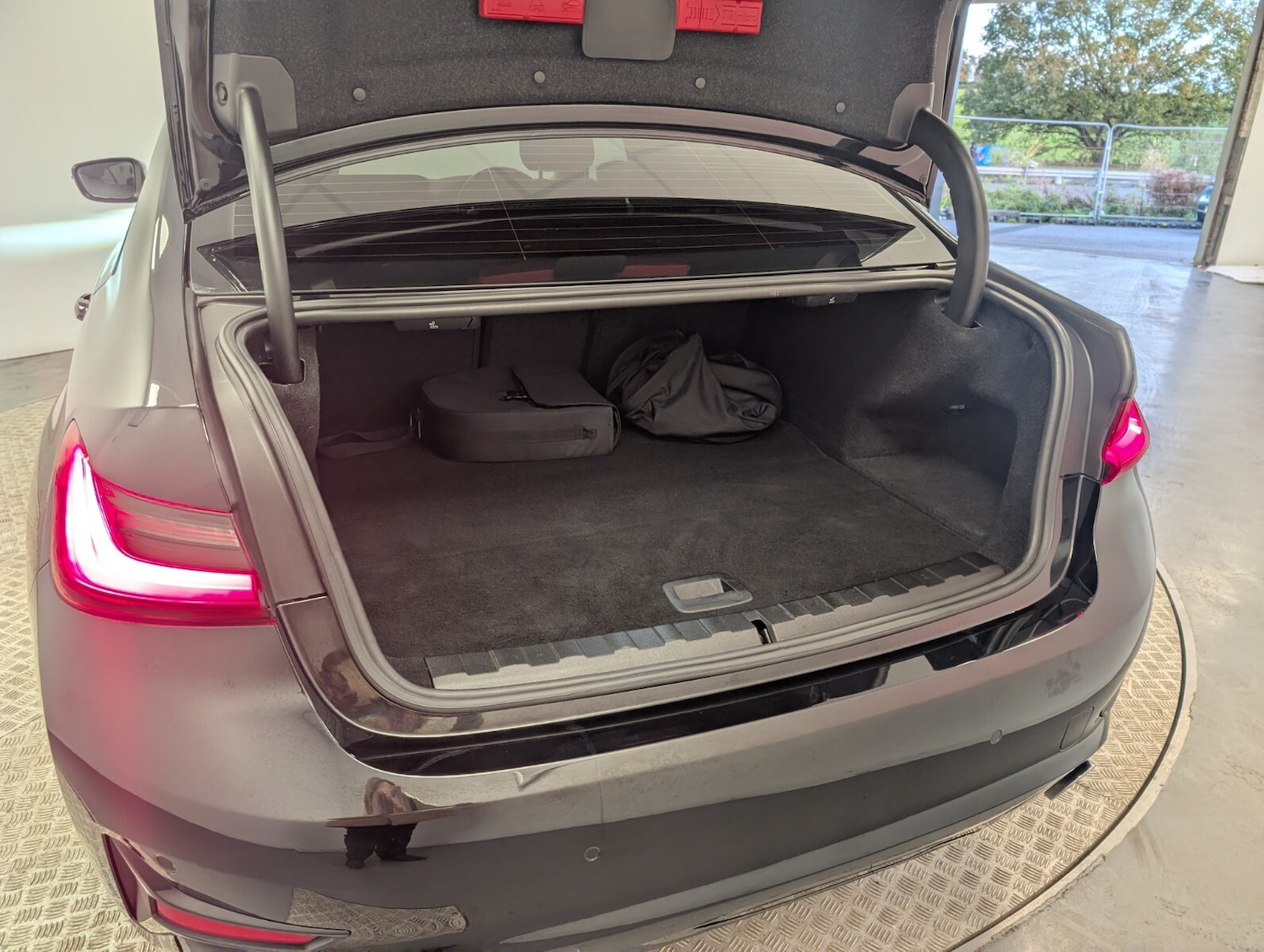 Used BMW 3 Series 2020 for sale - 77035901: Photo 25