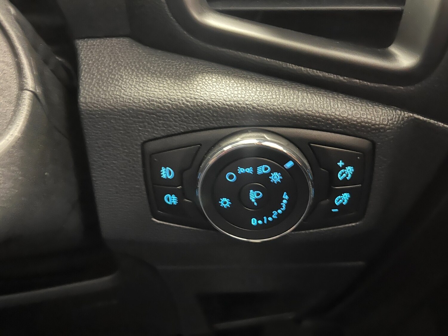 Used Ford Ecosport 2019 for sale - 76297649: Photo 51