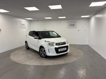 2021 - 1.0 VTi 72 Shine 5dr