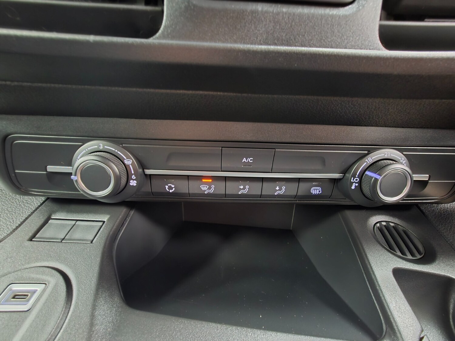 Used Citroen Berlingo for sale - 76276566: Photo 73