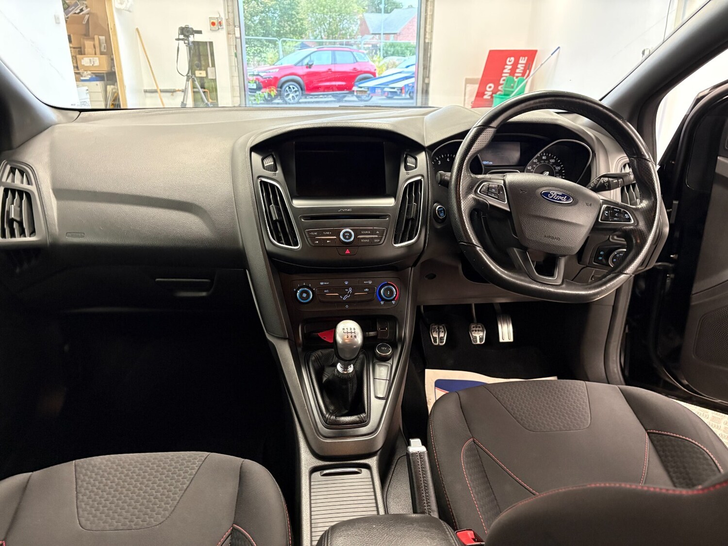 Used Ford Focus 2018 for sale - 76420413: Photo 13