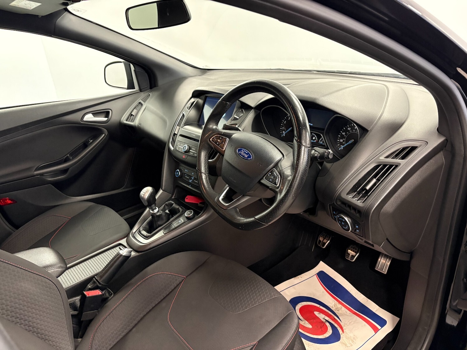 Used Ford Focus 2018 for sale - 76420413: Photo 8