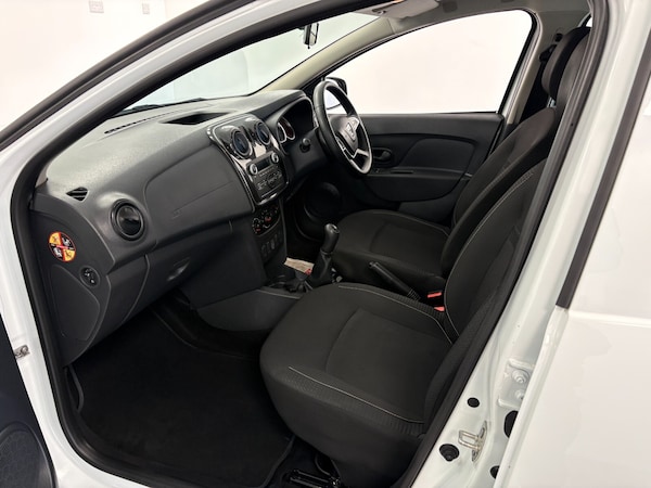 Used Dacia Sandero 2018 for sale - 76302467: Photo 17