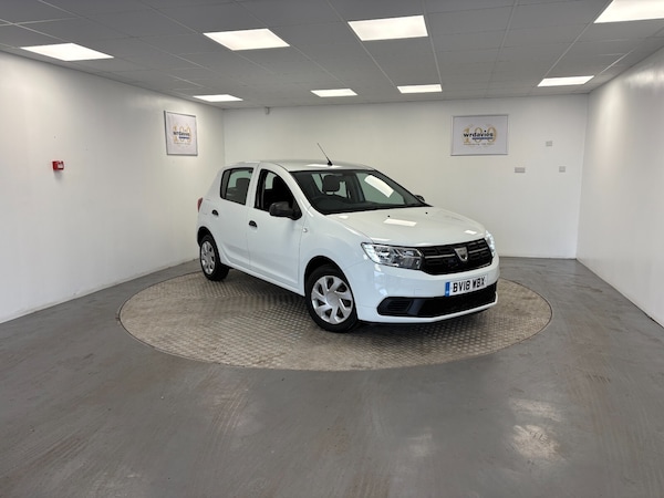 Used Dacia Sandero 2018 for sale - 76302467: Photo 1