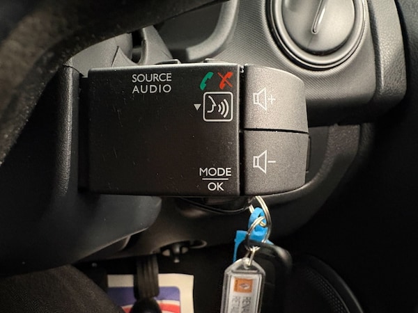 Used Dacia Sandero 2018 for sale - 76302467: Photo 24
