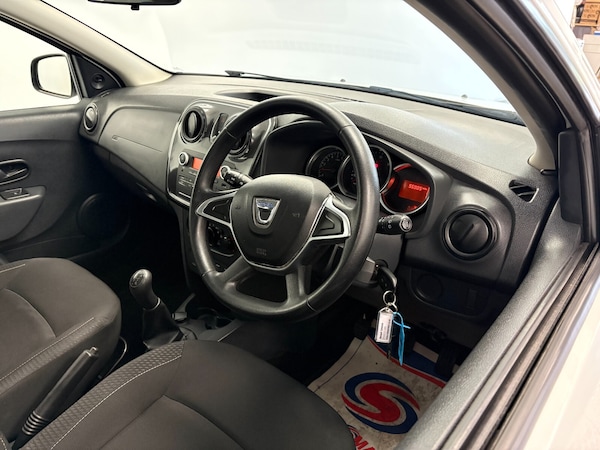 Used Dacia Sandero 2018 for sale - 76302467: Photo 9