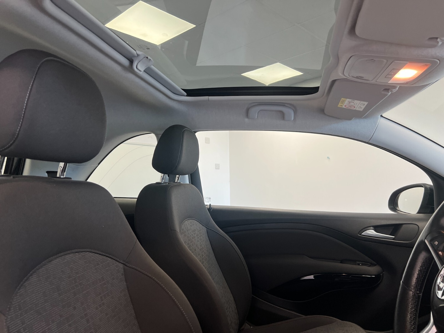 Used Vauxhall ADAM 2016 for sale - 76276171: Photo 28