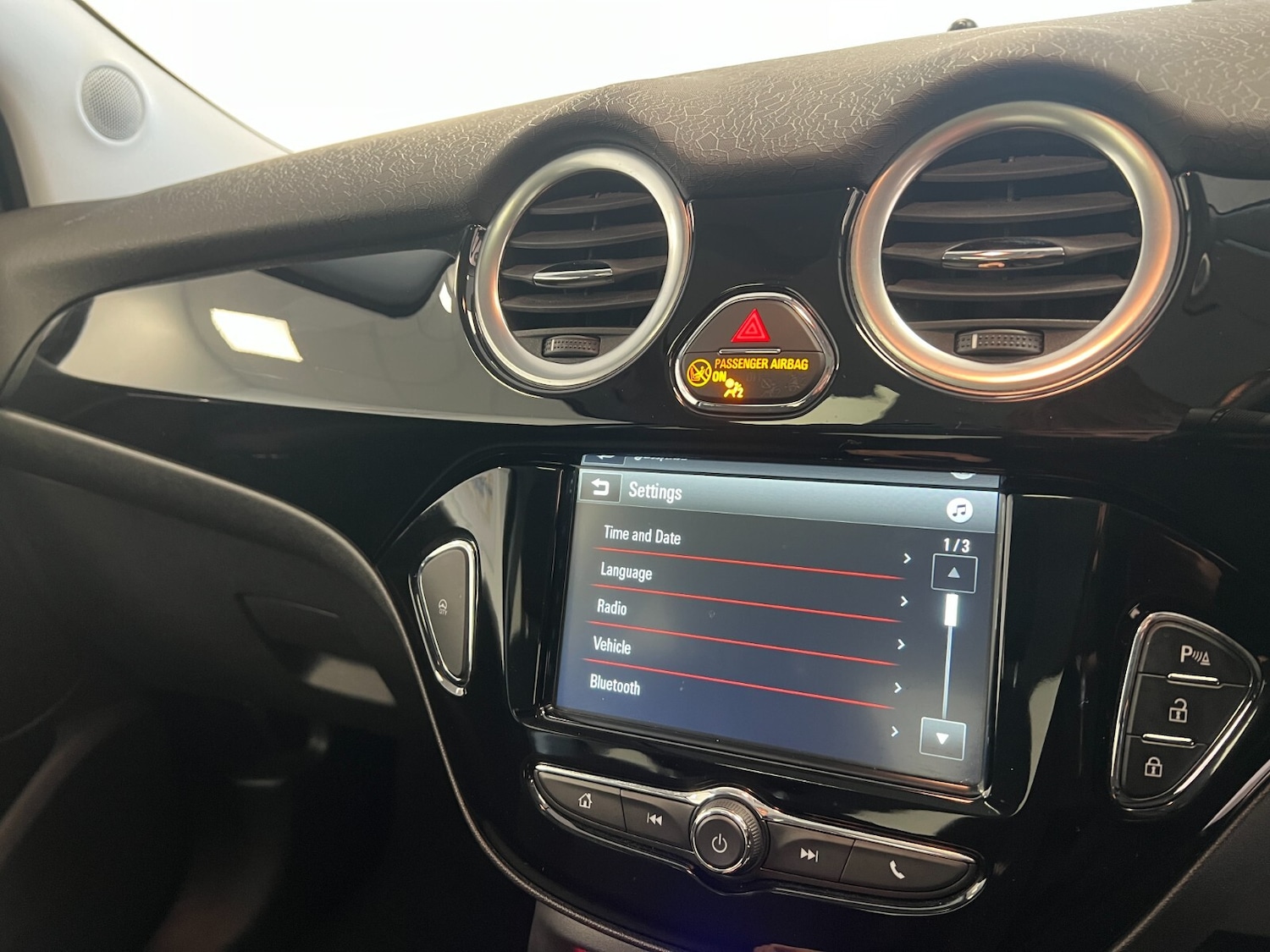 Used Vauxhall ADAM 2016 for sale - 76276171: Photo 42