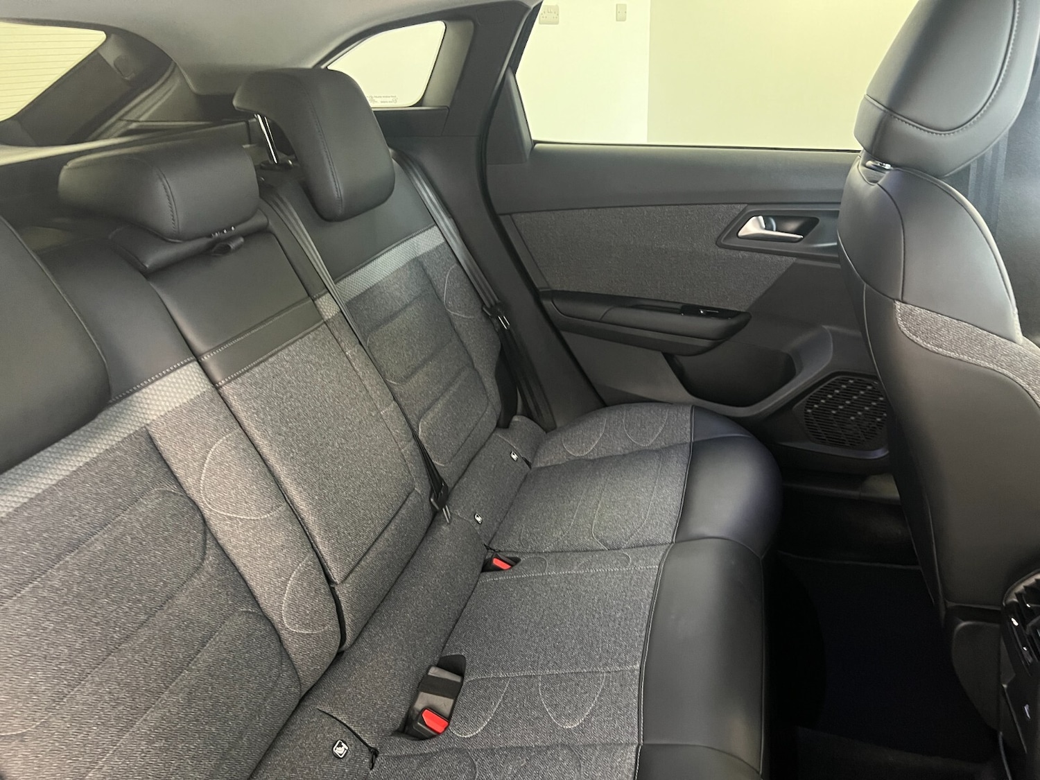 Used Citroen C5 X 2024 for sale - 76276209: Photo 31