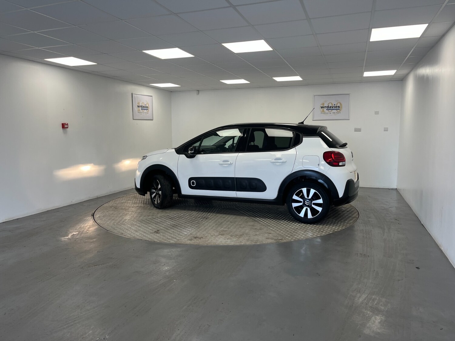 Used Citroen C3 2019 for sale - 76276772: Photo 11