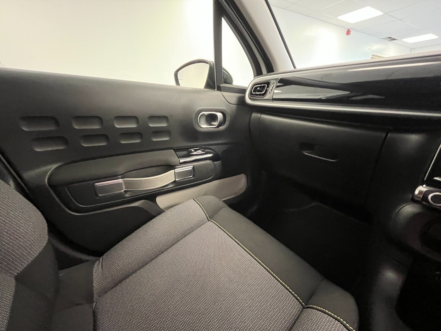 Used Citroen C3 2019 for sale - 76276772: Photo 55