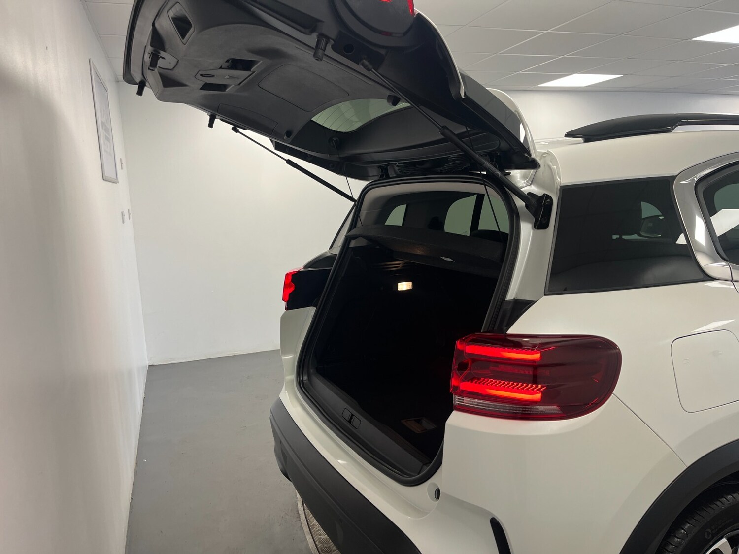 Used Citroen C5 Aircross 2023 for sale - 77539800: Photo 40