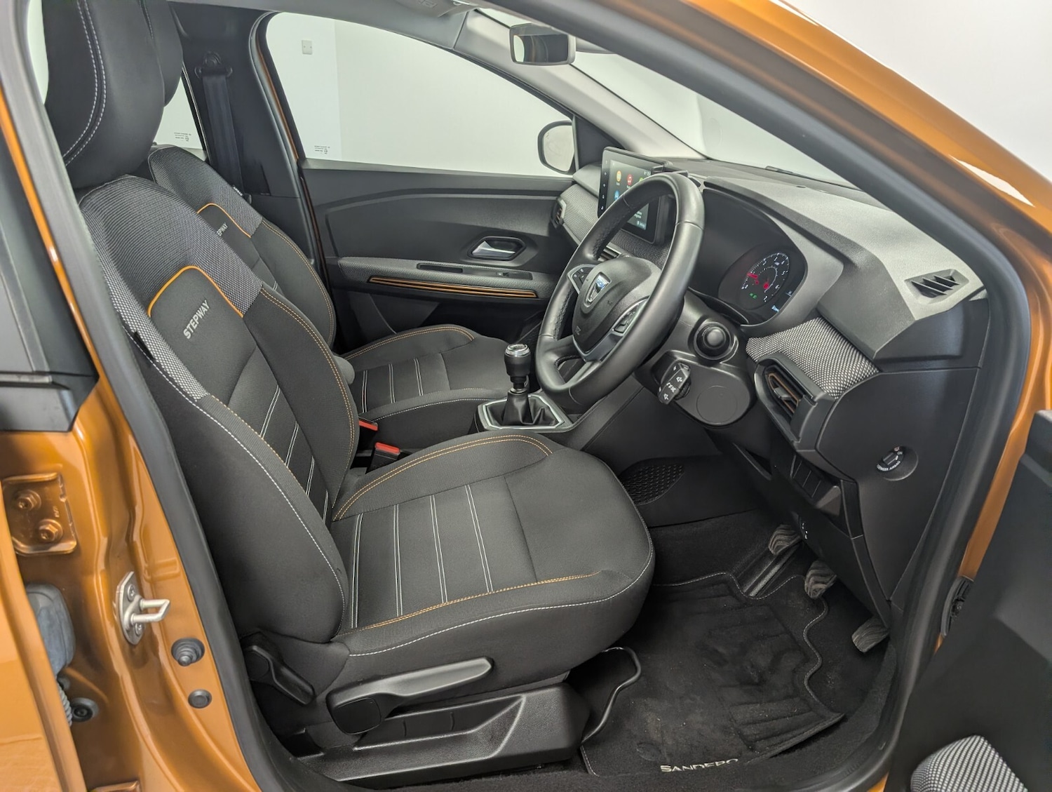 Used Dacia Sandero Stepway 2022 for sale - 76507647: Photo 28