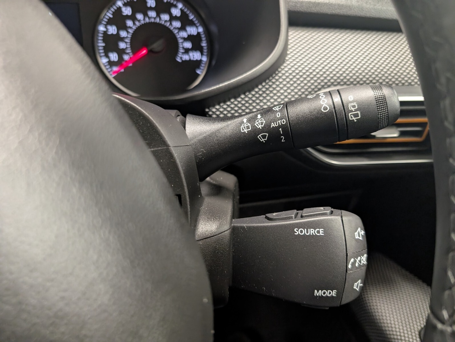 Used Dacia Sandero Stepway 2022 for sale - 76507647: Photo 38