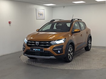 Used Dacia Sandero Stepway 2022 for sale - 76507647: Photo