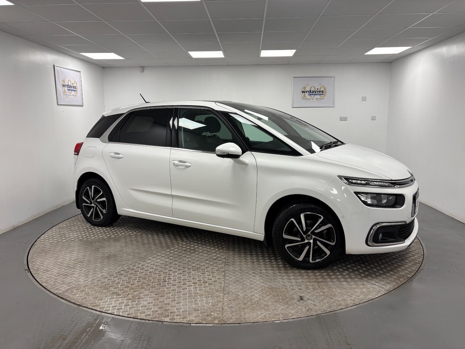 Used Citroen C4 2019 for sale - 77186282: Photo 2