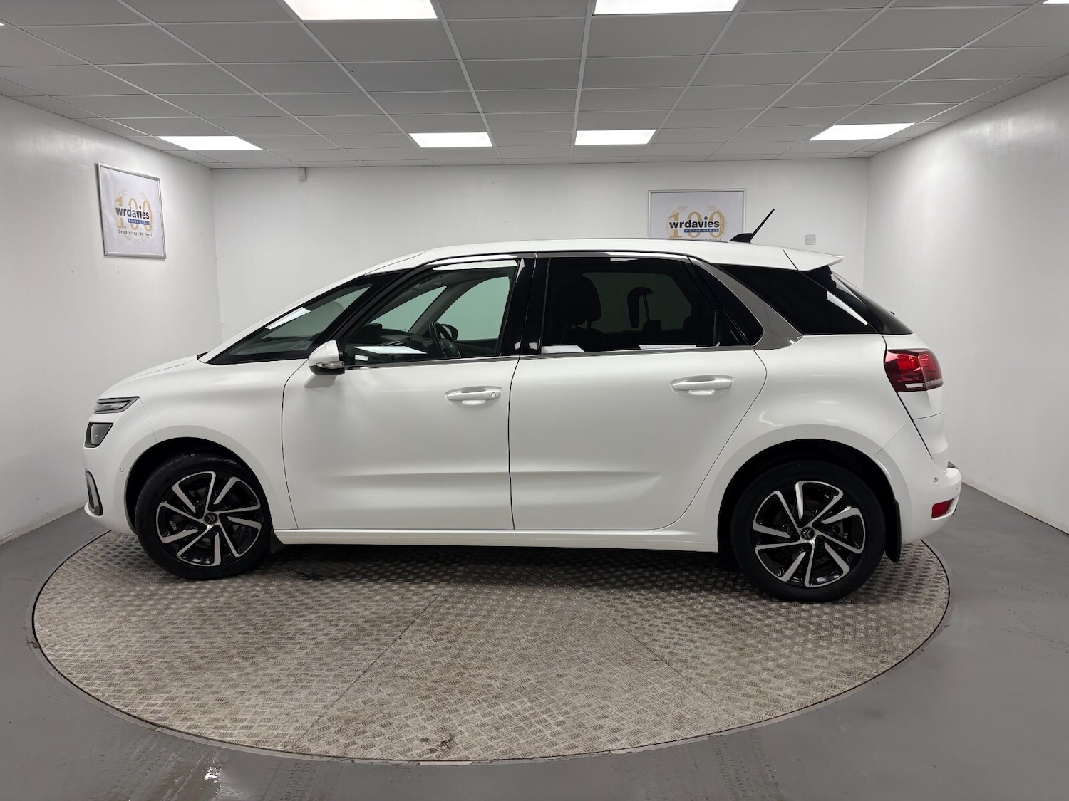 Used Citroen C4 2019 for sale - 77186282: Photo 8