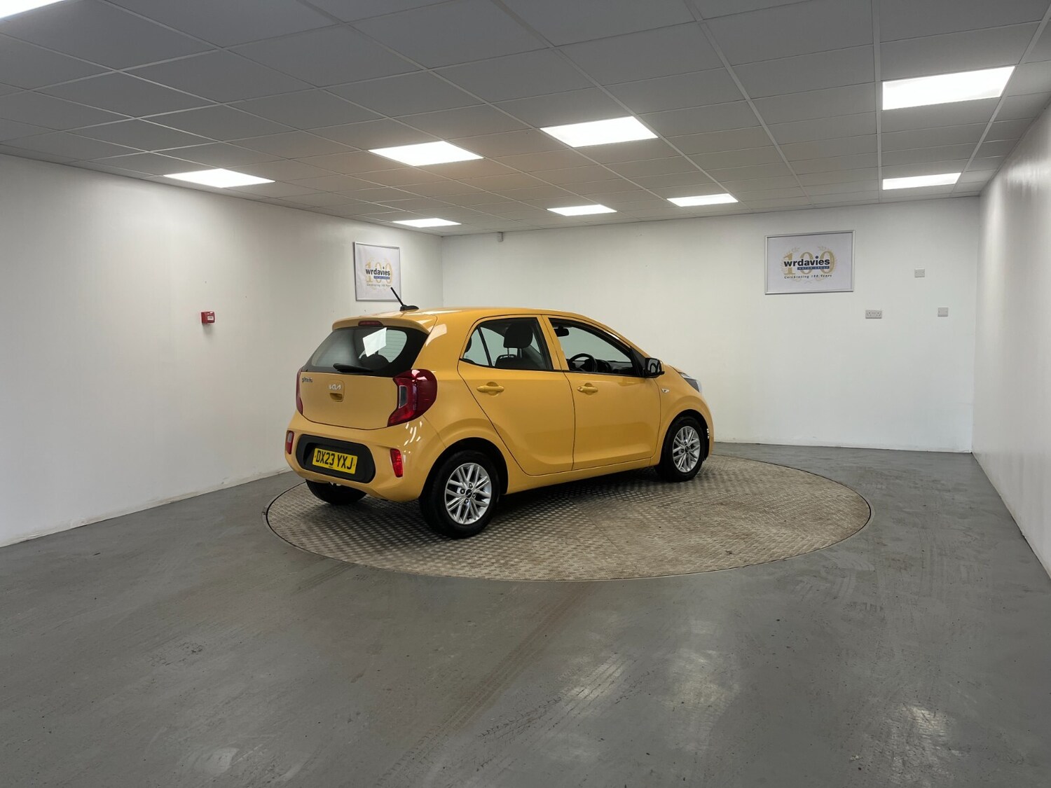 Used Kia Picanto 2023 for sale - 77449777: Photo 12