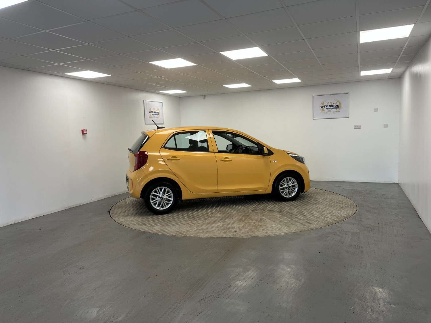 Used Kia Picanto 2023 for sale - 77449777: Photo 13