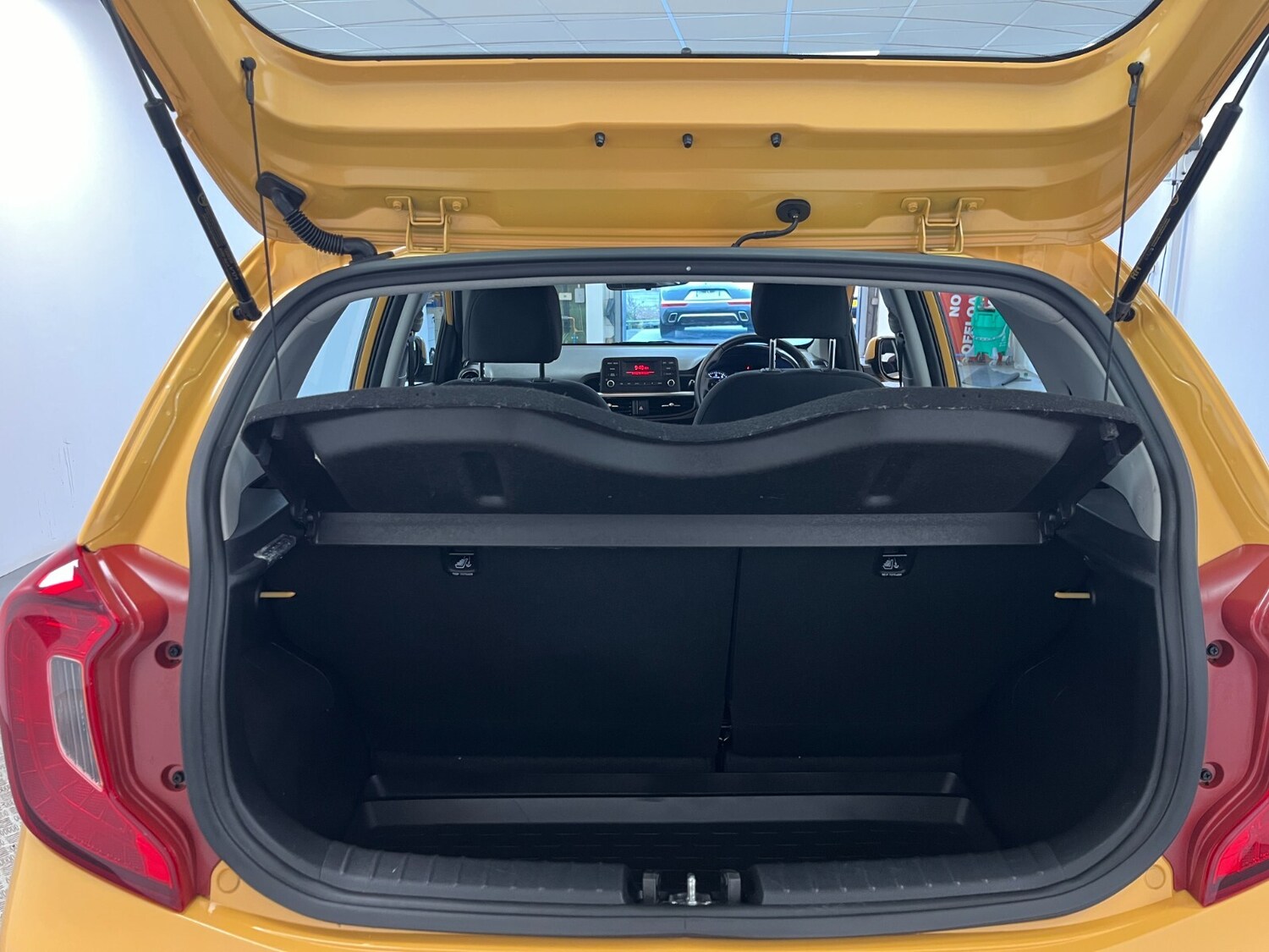 Used Kia Picanto 2023 for sale - 77449777: Photo 63