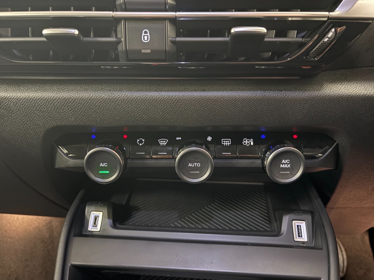 Used Citroen C4 2022 for sale - 77476539: Photo 24